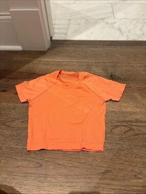 Shortsleeve athletic tee Lululemon